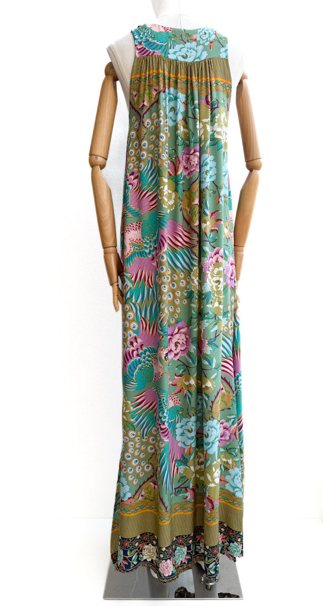 Vestido largo sin mangas con estampado floral y aves