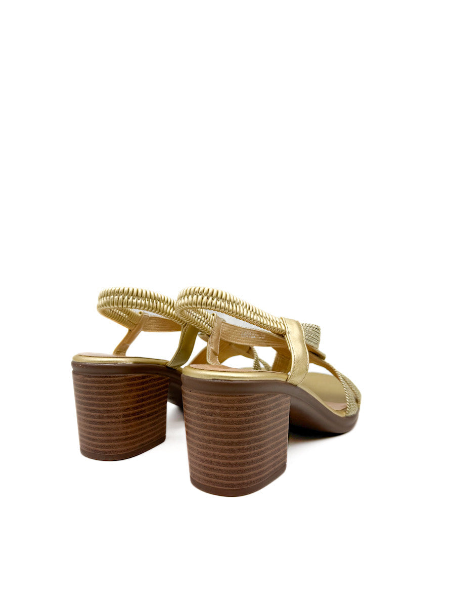 Elegantes Sandalias con Detalle Entrelazado