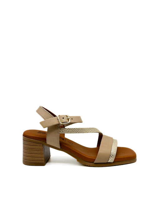 Sandalias de Piel Tacón Medio Referencia 3415 Beige