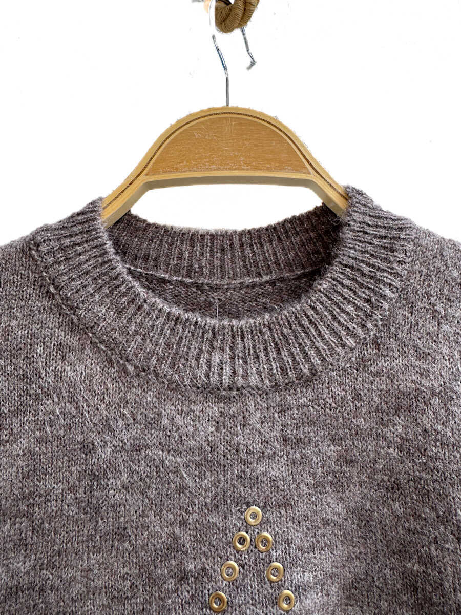 Chaleco de Punto Marrón con Estrella Dorada y Lazos