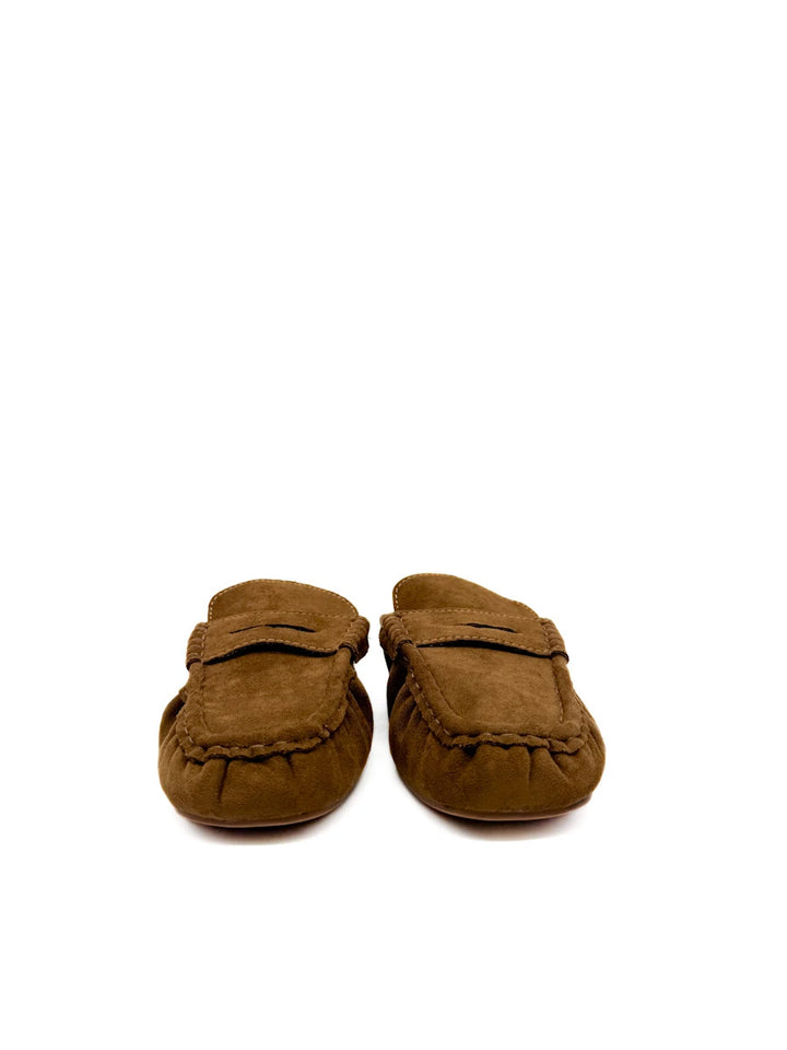 Mules Planos de Antelina Estilo Loafer