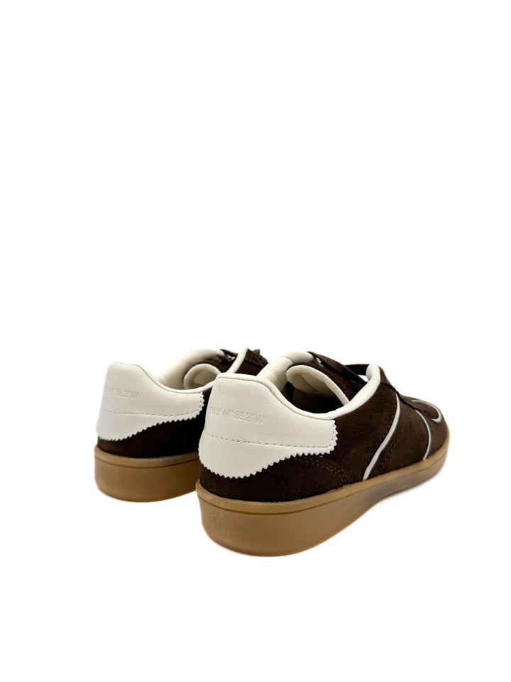 Zapatillas de Diseño Clásico con Estilo Moderno Corina M5525