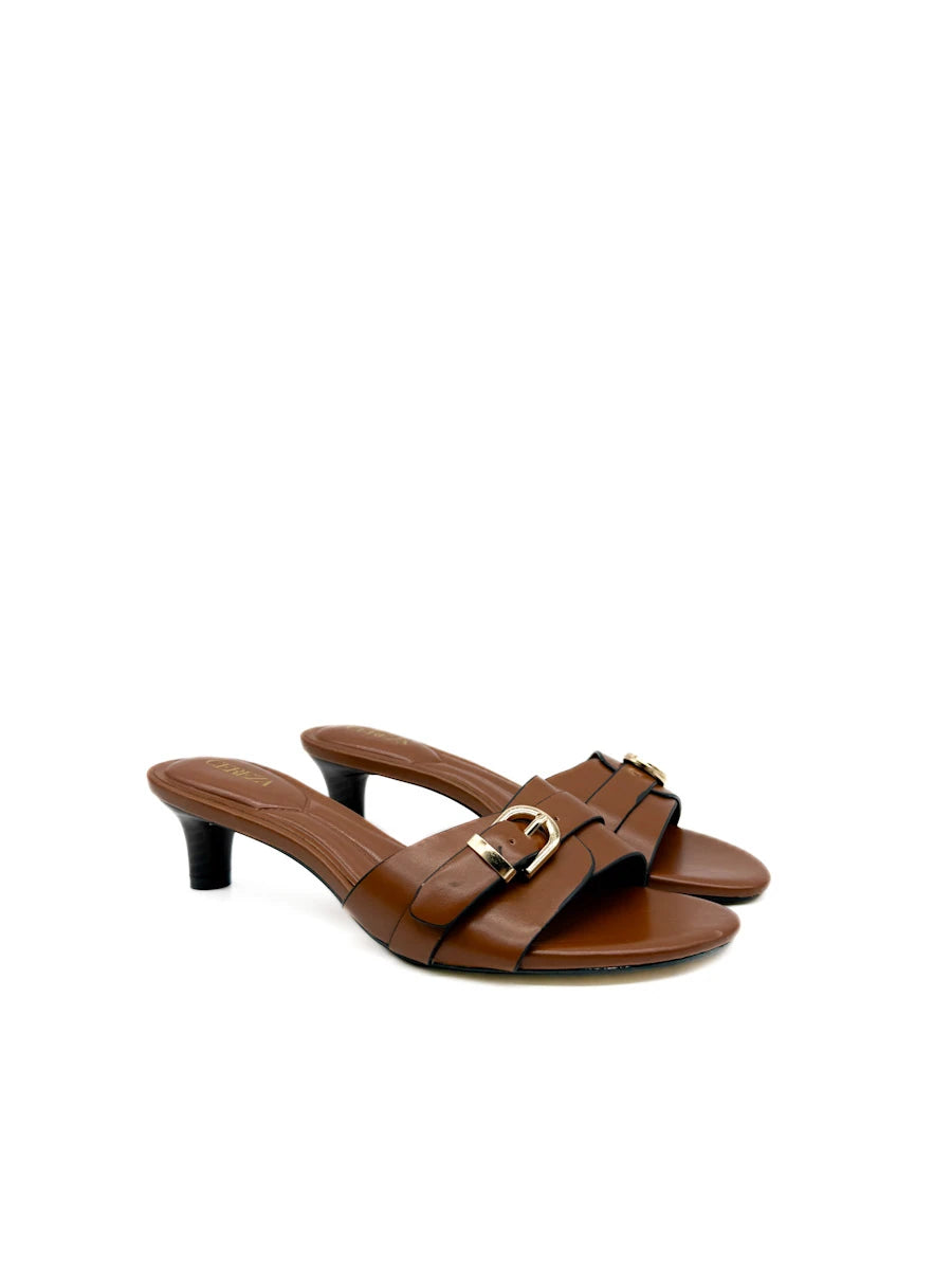 Sandalias Mule Tacón Bajo con Hebilla Dorada