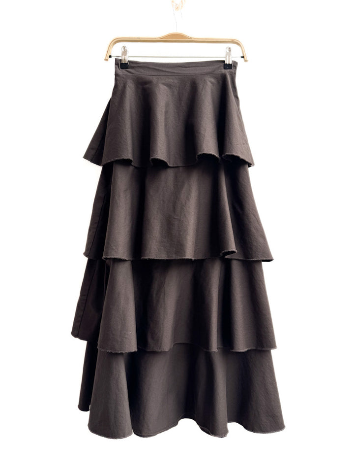 Falda larga de volantes – elegancia con movimiento Marrón única