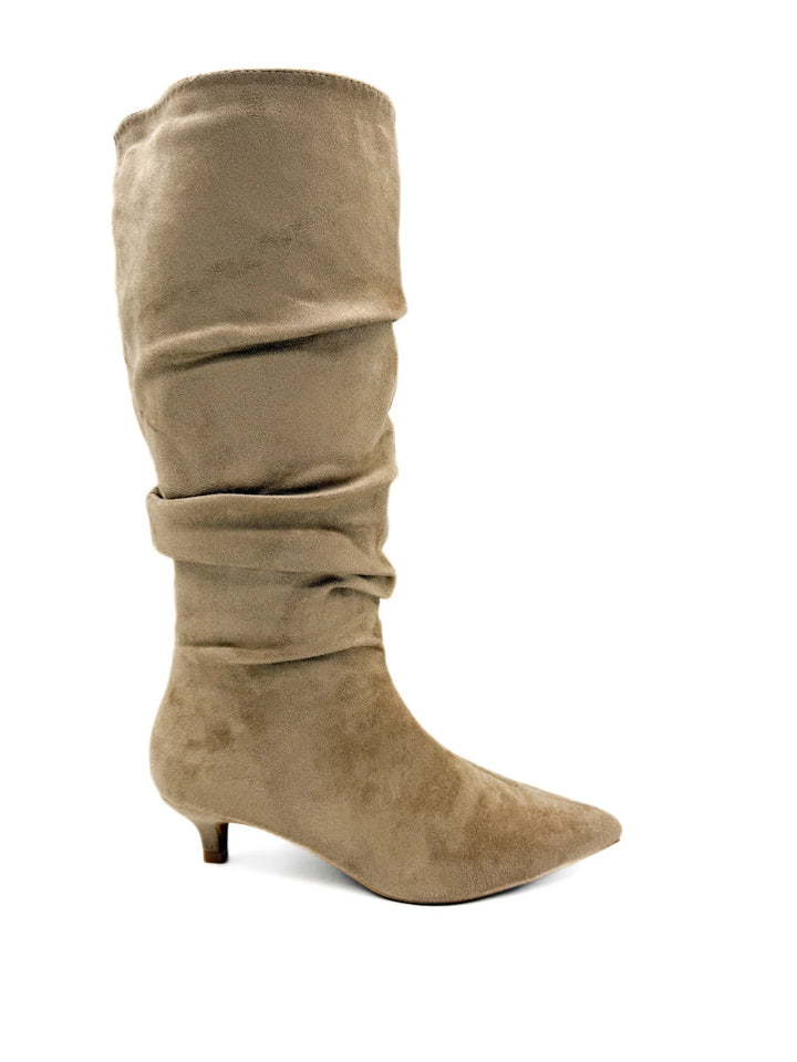 Botas Altas Fruncidas de Ante Sintético con Tacón Chupete y Puntera Fina