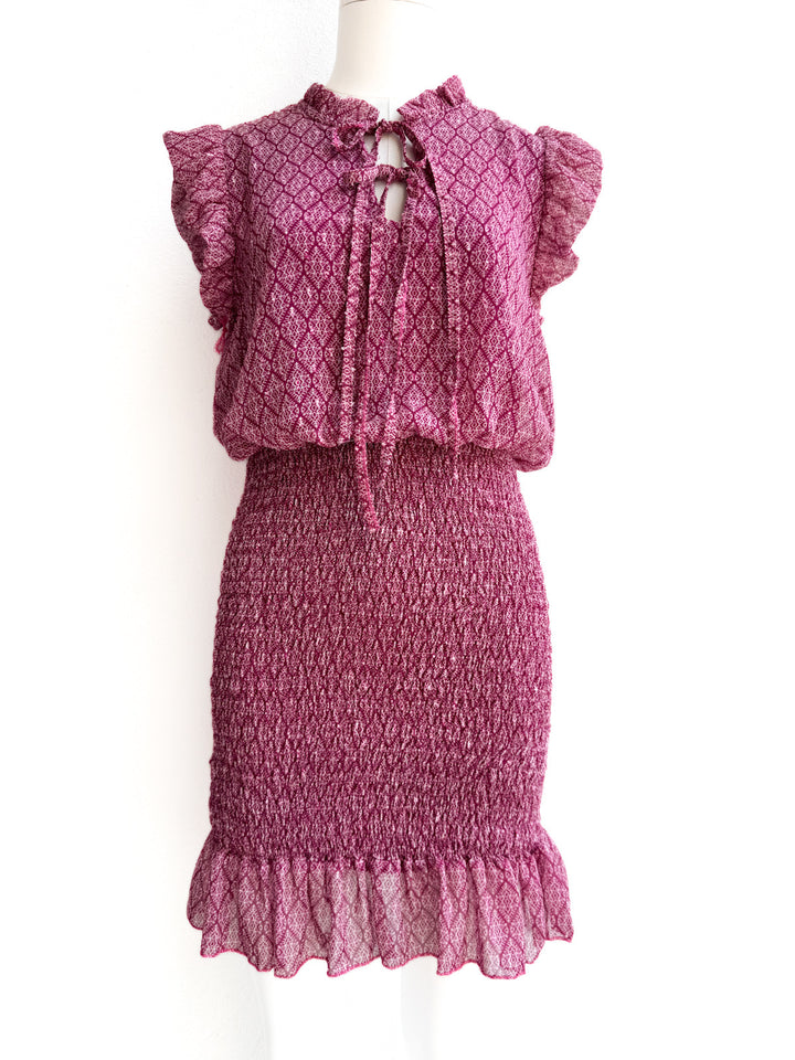 Vestido Corto Estampado con Nido de Abeja y Volantes