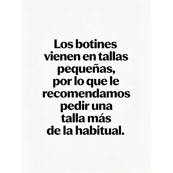 Botines Camperos de Ante con Bordados Etnicos y Cremallera