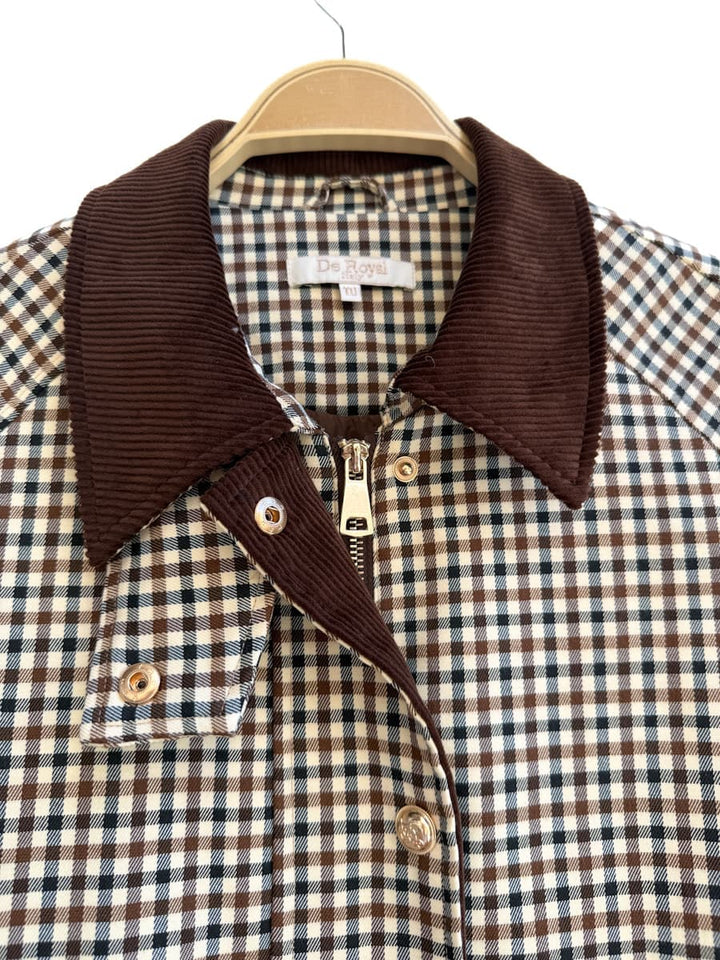 Chaqueta de Cuadros con Detalles en Pana