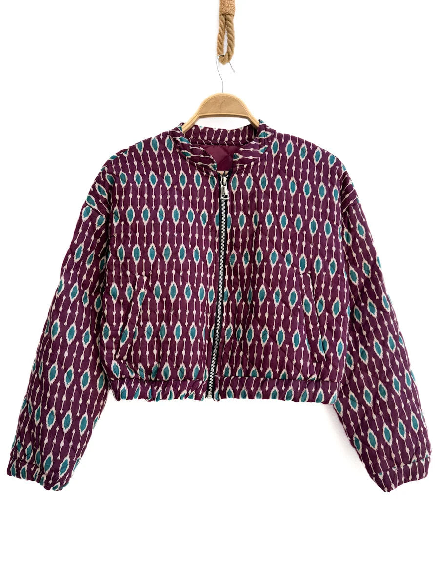 Chaqueta acolchada corta con estampado geométrico