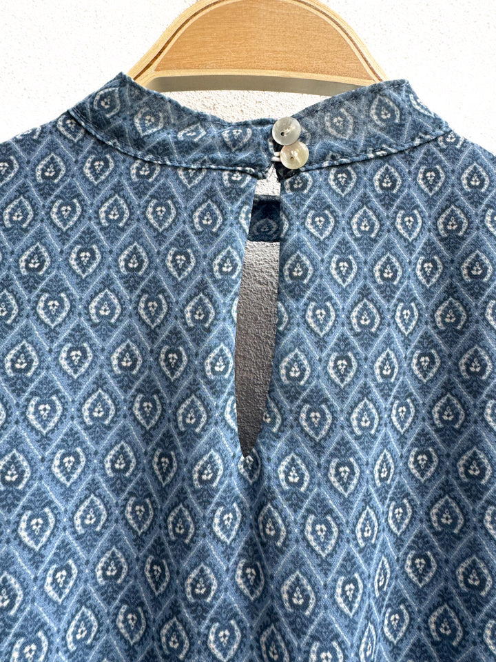 Blusa de Manga Larga con Estampado Geométrico, Disponible en Más Colores y Diseños