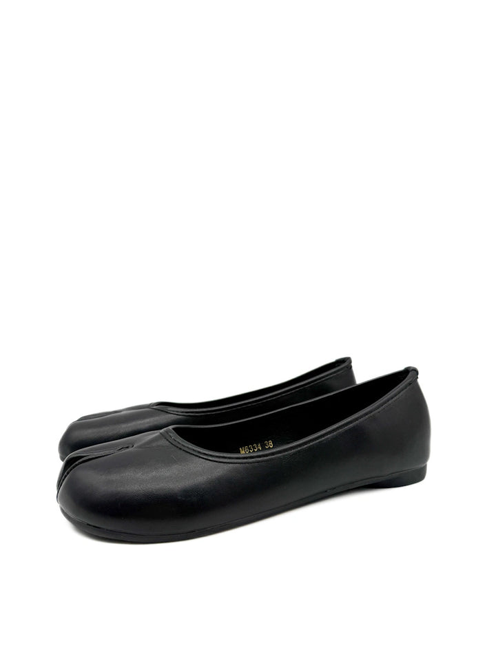 Bailarinas Tabi de Piel Sintética en Color Negro – Calzado Plano Vanguardista para Mujer