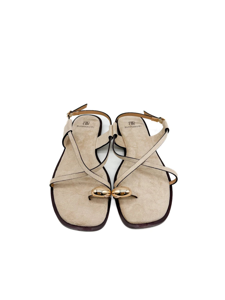 Sandalias Planas de Dedo para Mujer con Tiras Cruzadas y Detalle Dorado