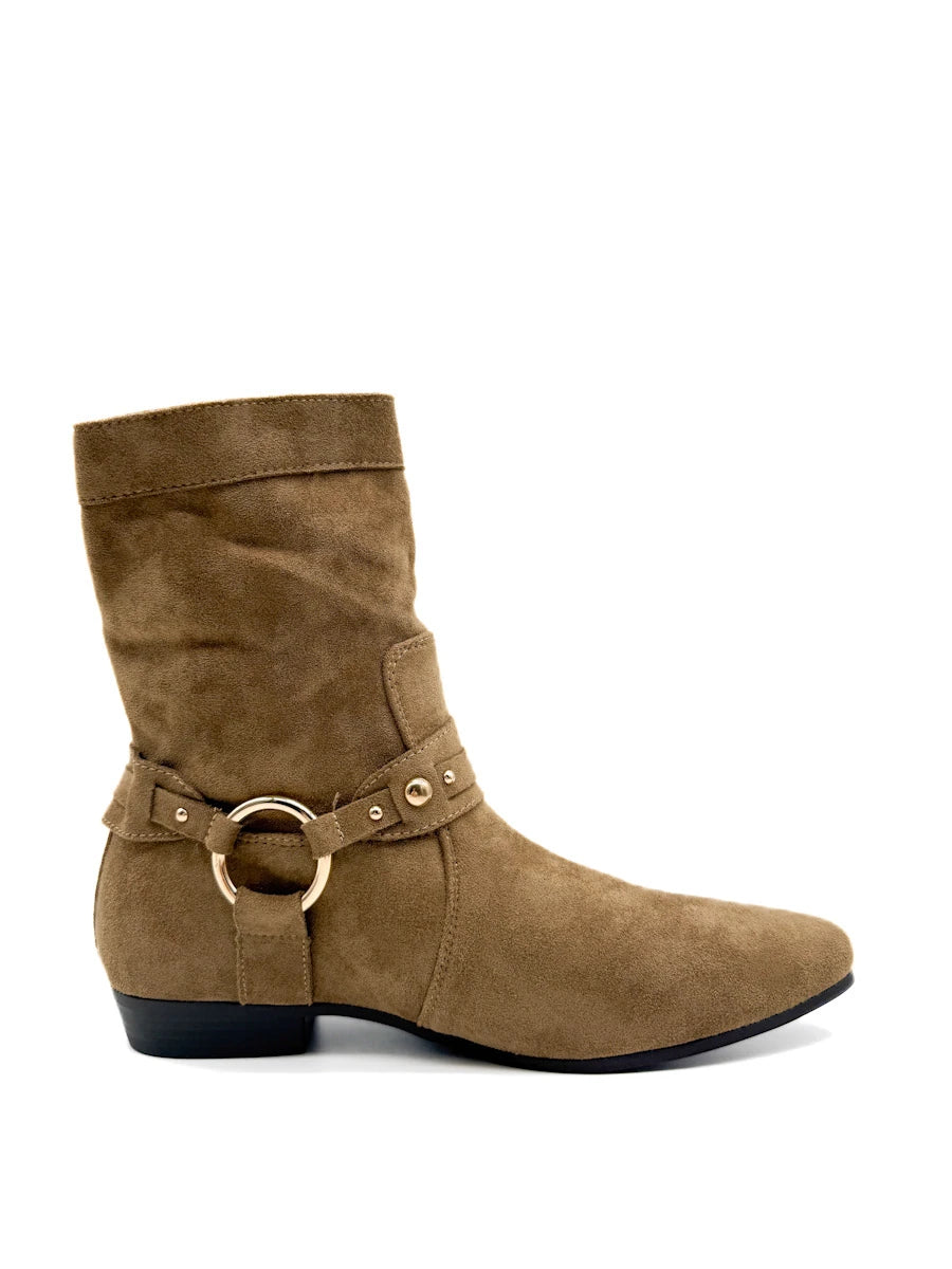 Botines Camperos de Ante con Arandela Metálica y Tachuelas