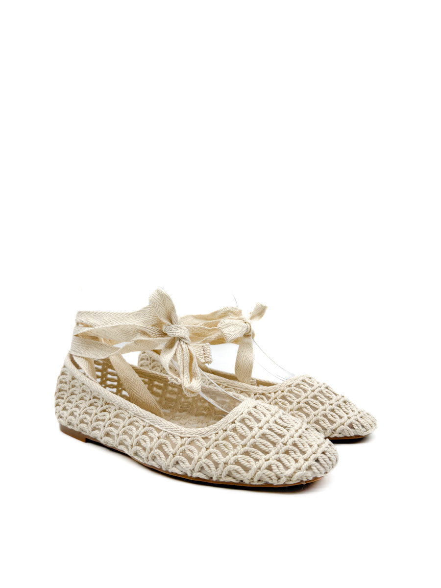 Manoletina Atada al Tobillo de Crochet Beige