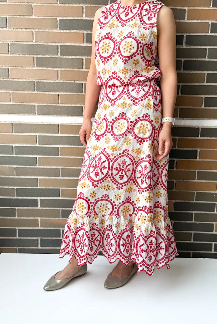 Bordados en Rojo y Mostaza: Conjunto Único