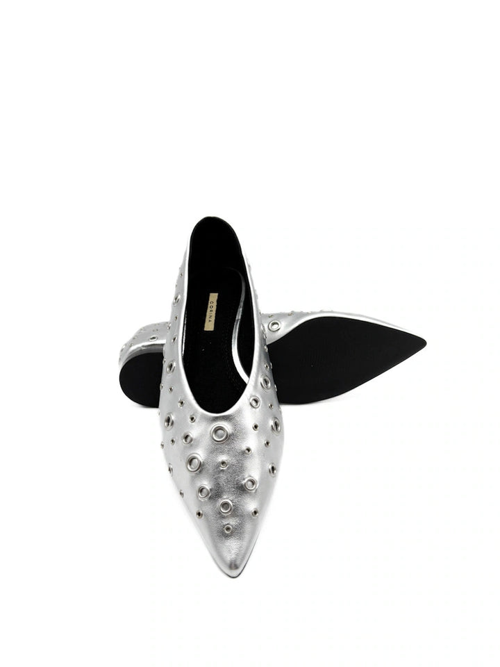 Bailarinas de Punta Afilada Y Ojales Metálicos, Corina M5610