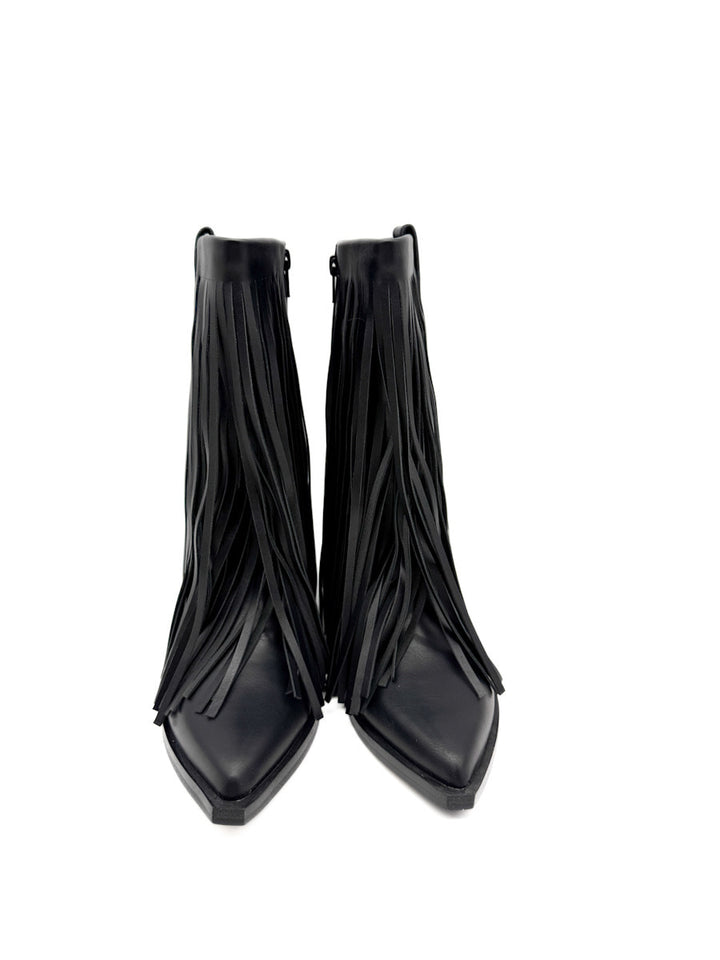Botín Negro de Estilo Cowboy con Flecos Corina M5813