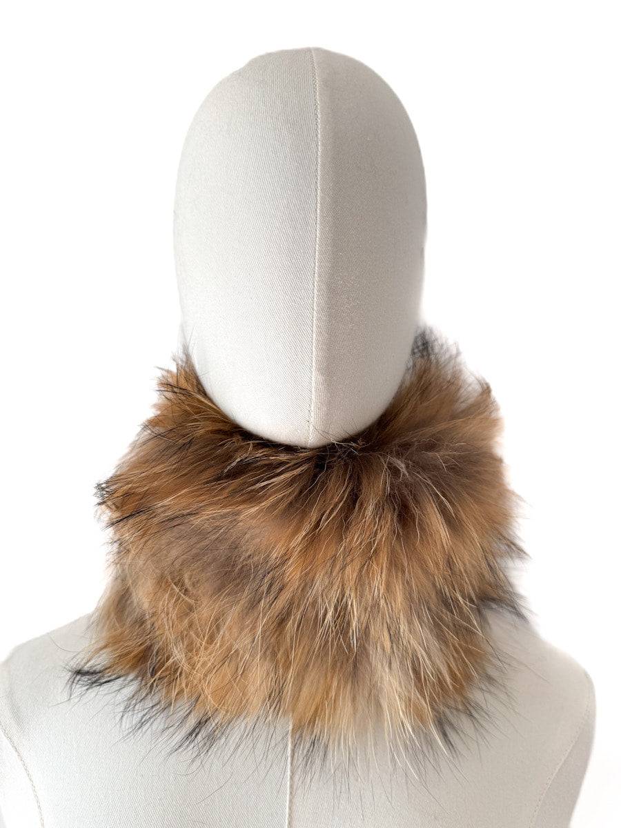 Cuello de piel natural de zorro – Elegancia y lujo para tus looks de invierno Camel