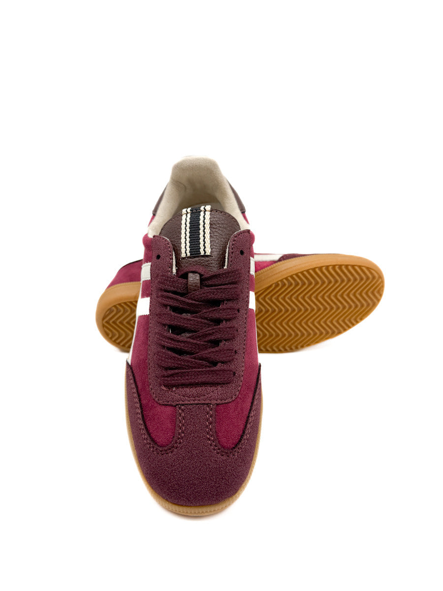 Zapatillas Deportivas de Antlina Bandas Blancas. Corina M5520