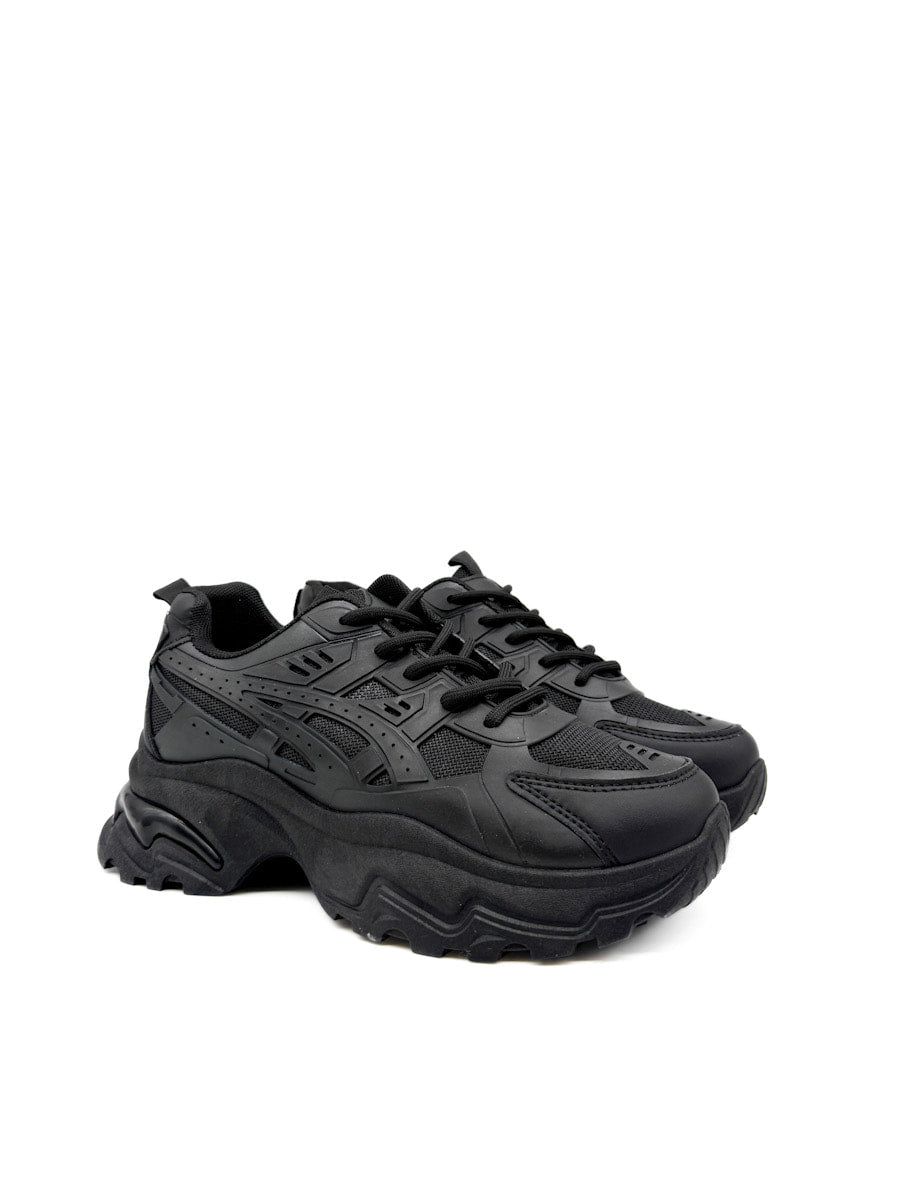 Zapatillas Blanco y Negro: Estilo Urbano con Suela Gruesa