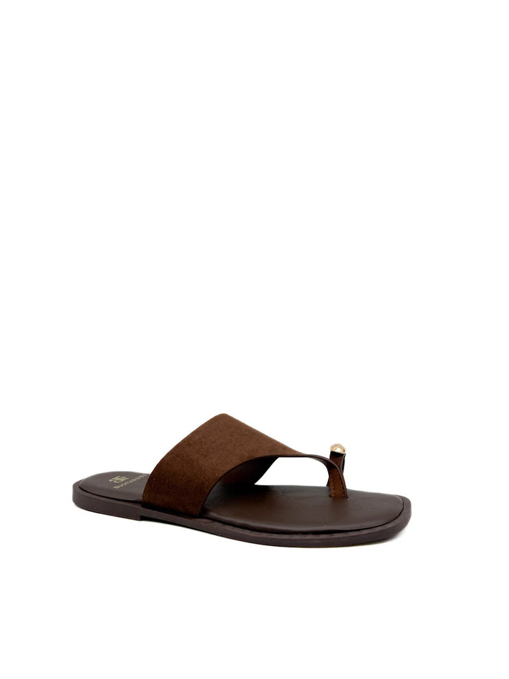 Sandalias Tipo Pala de Dedo con Detalle Metálico Dorado Mujer