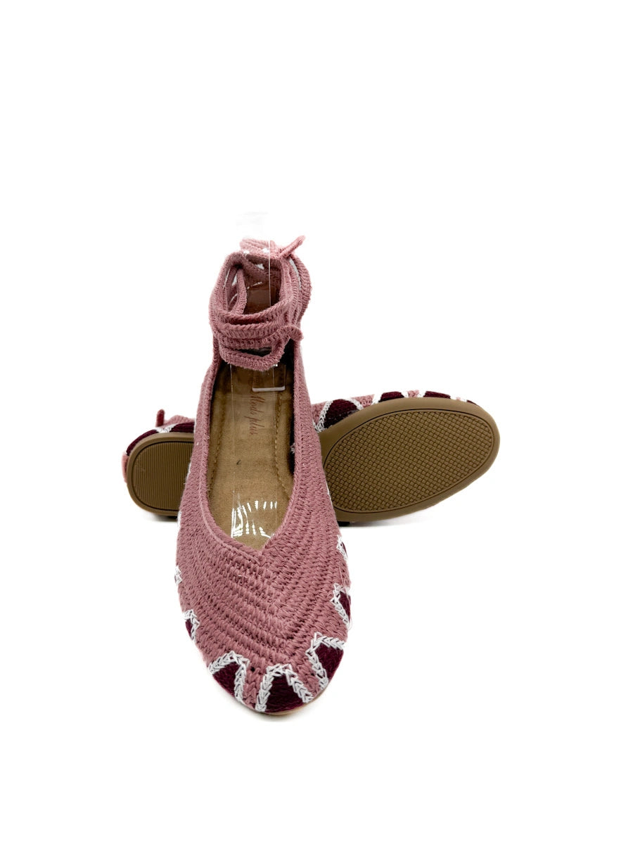 Bailarinas Artesanales de Crochet con Cintas para Tobillo y Diseño Étnico