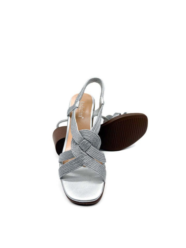 Elegantes Sandalias con Detalle Entrelazado