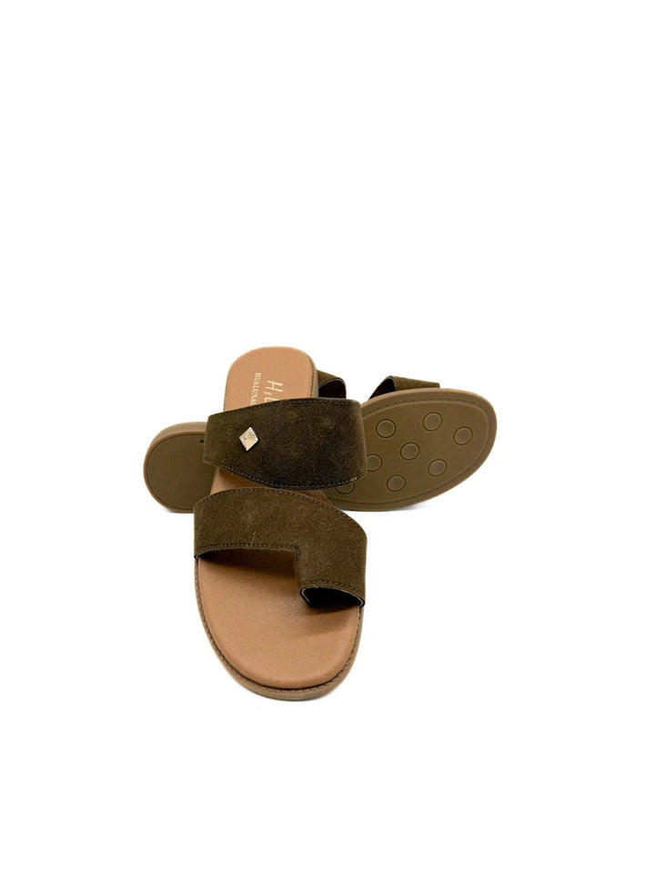 Sandalias Planas con Anillo al Dedo y Correas Cruzadas en Antelina