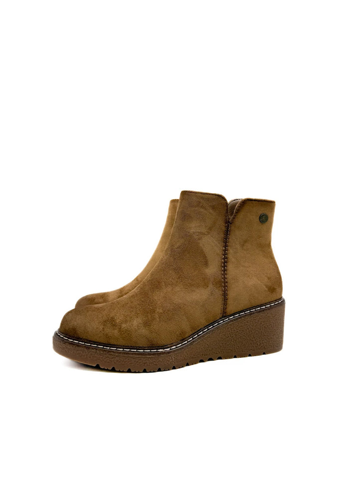 Botines de Cuña para Mujer en Antelina con Cremallera Lateral y Suela de Goma