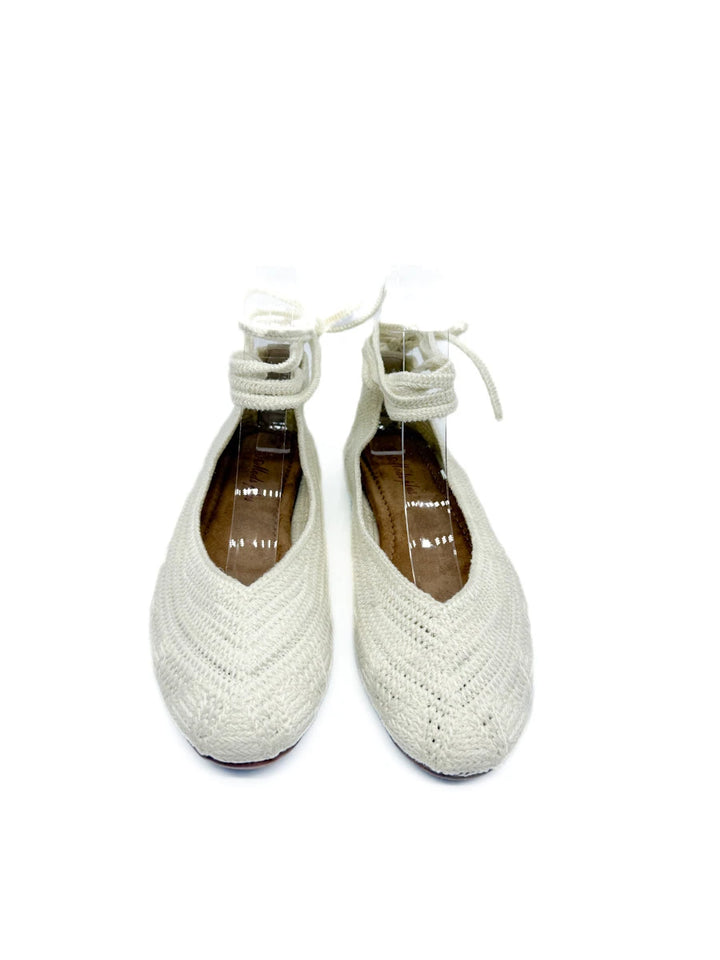 Bailarinas Artesanales de Crochet con Cintas para Tobillo y Diseño Étnico