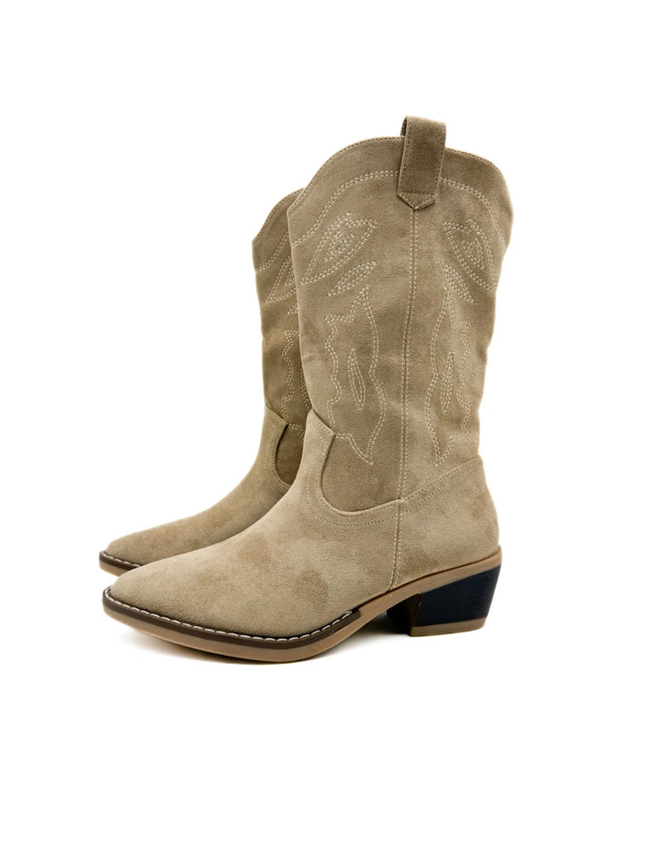 Botas Cowboy Media Caña – Estilo Campero con Bordados