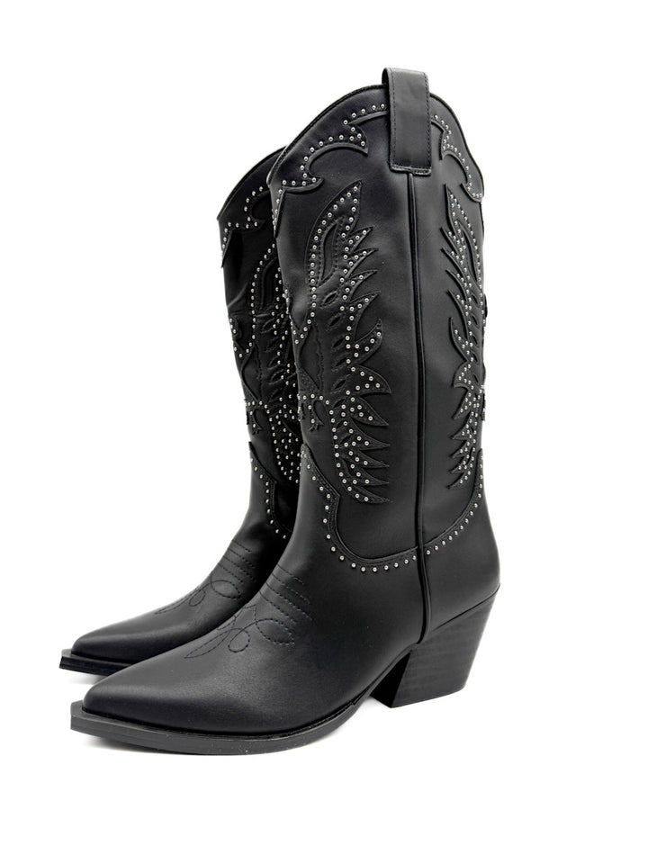 Bota Cowboy Negras con Tachas Detalles Elegantes Corina M 5801