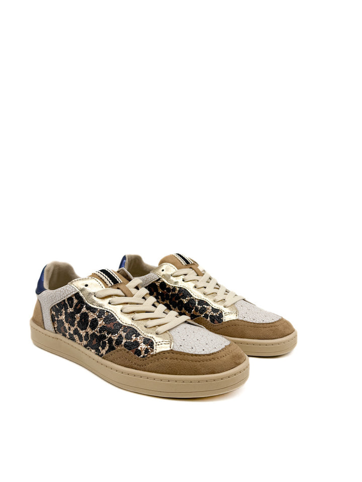 Zapatilla con Estampado de Leopardo Corina M5530