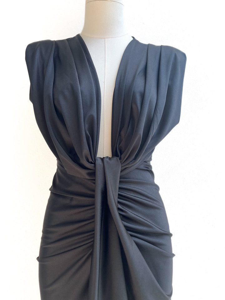 Vestido Largo Drapeado con Escote en V Profundo, Nudo en la Cintura.