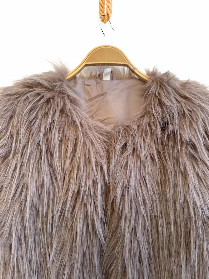 Chaqueta de Pelo Sintético Corta