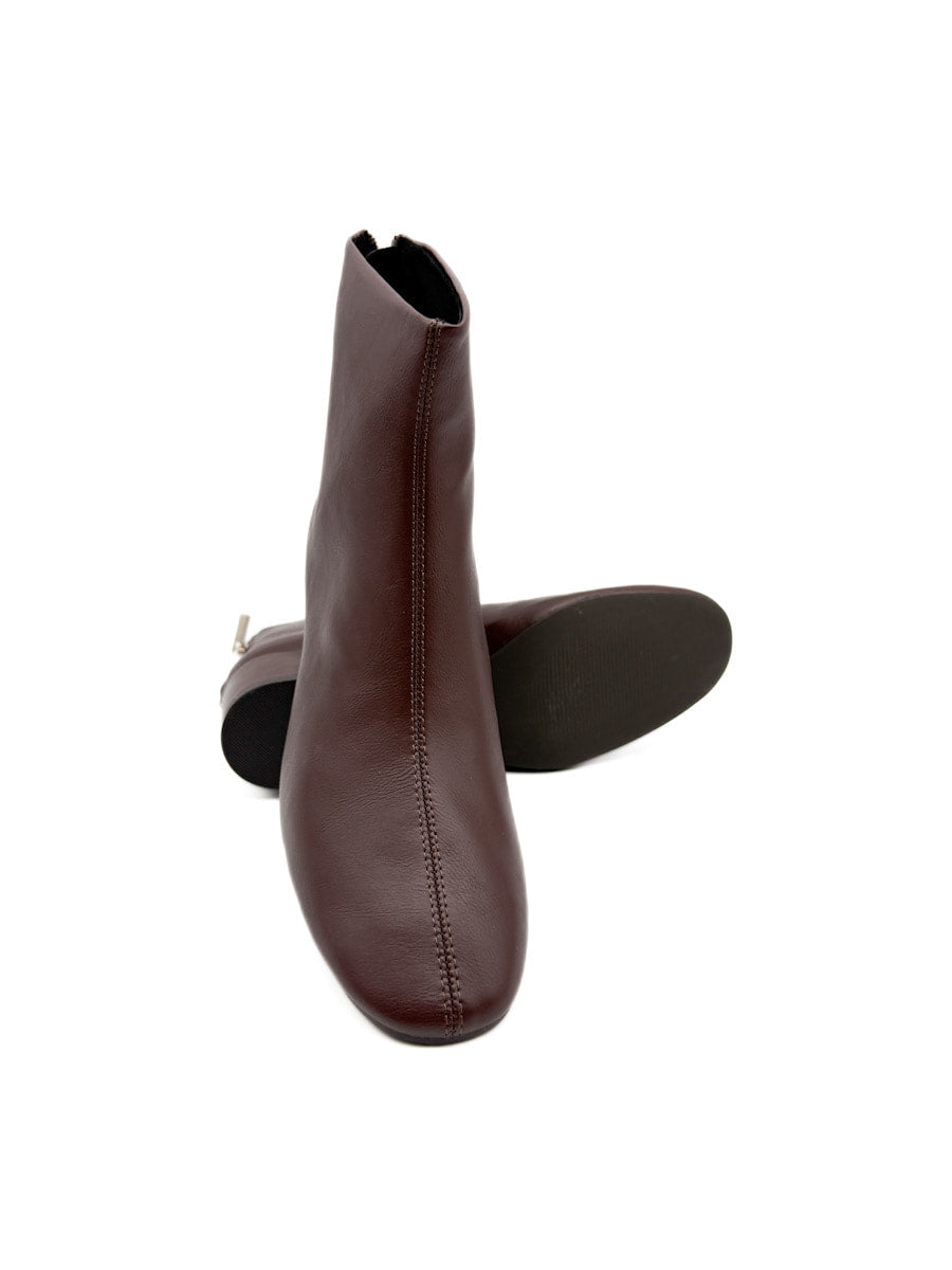 Botines de Tobillo con Tacón Cuadrado  Corina  M5870