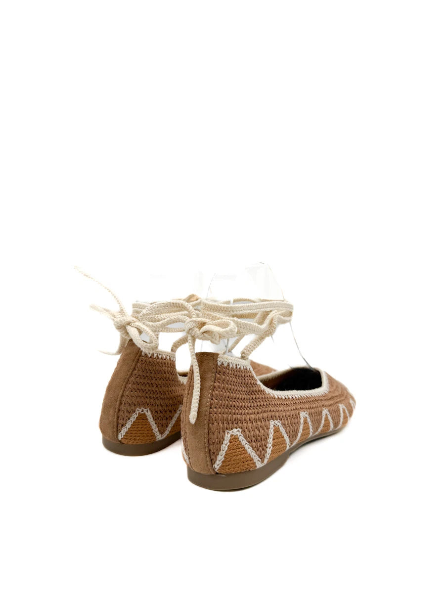 Bailarinas Artesanales de Crochet con Cintas para Tobillo y Diseño Étnico