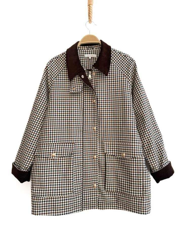 Chaqueta de Cuadros con Detalles en Pana