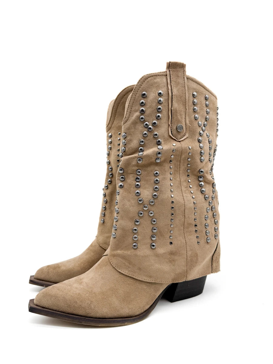 Botas Cowboy con Tachuelas Metálicas