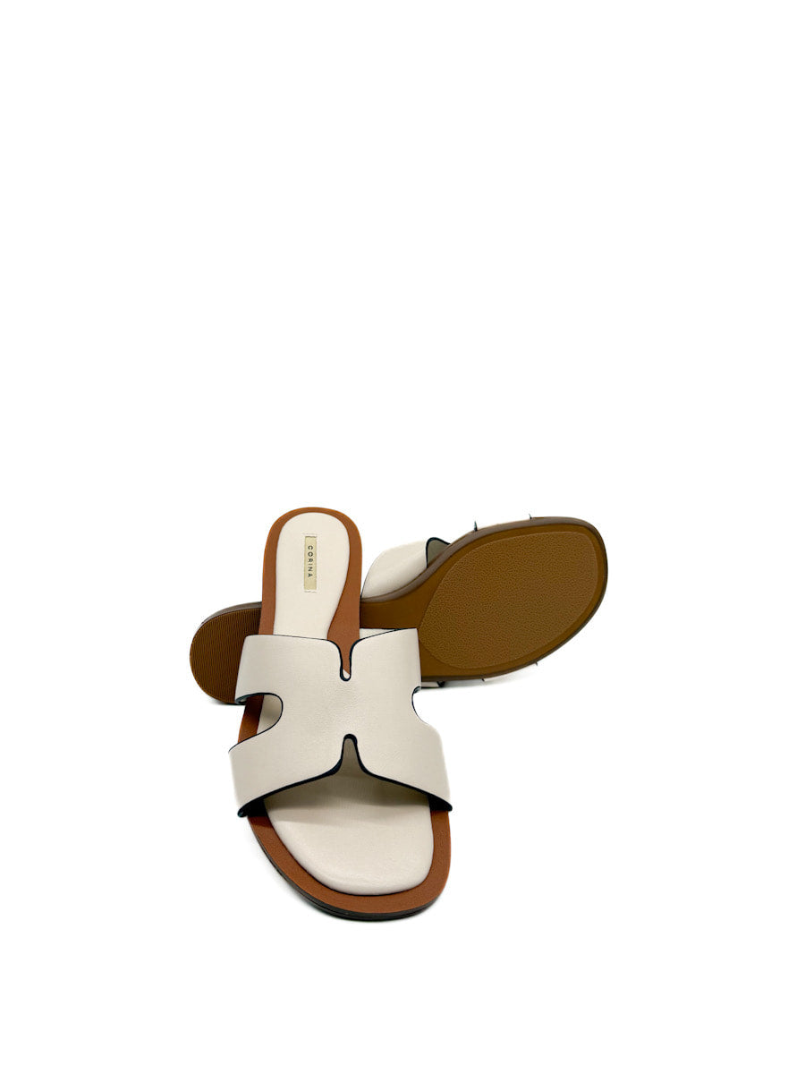 Sandalias Planas con Diseño en "H" – Elegancia y Comodidad