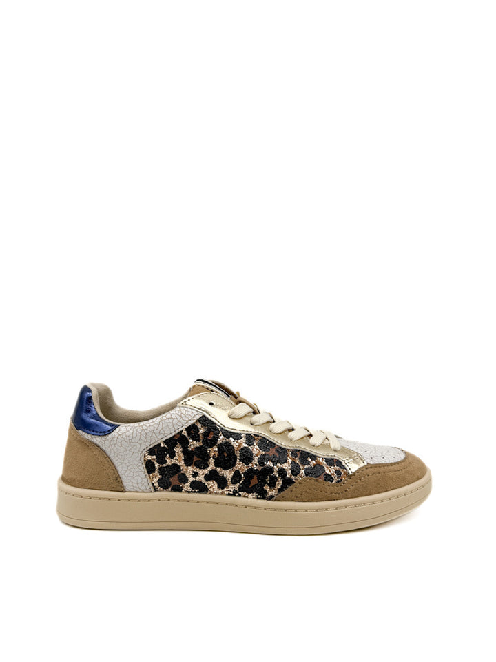 Zapatilla con Estampado de Leopardo Corina M5530