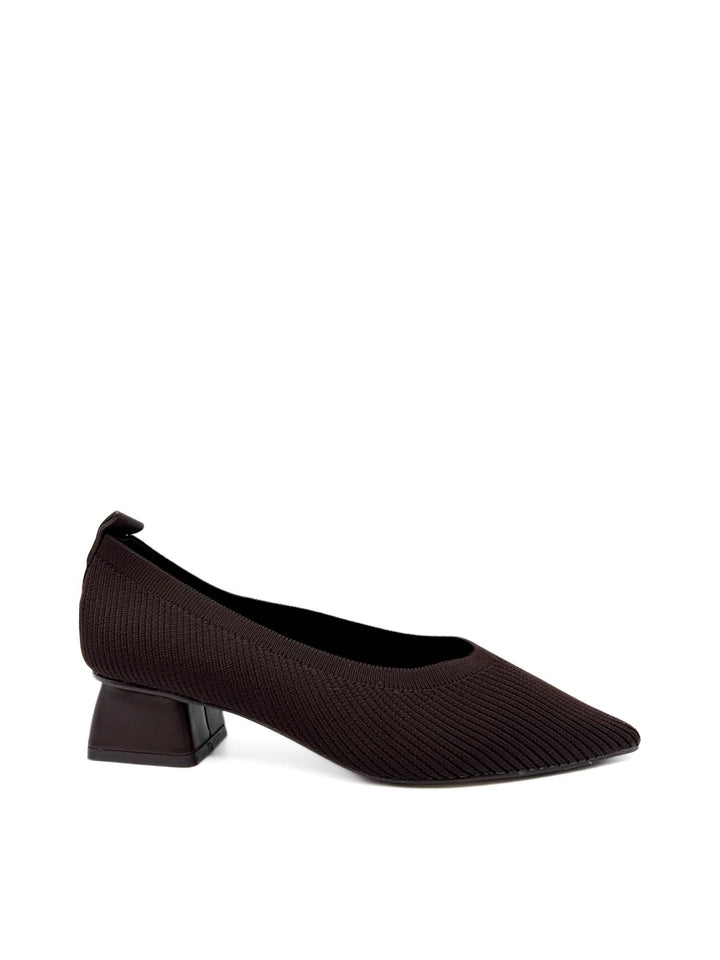 Zapatos de Salón en Tejido Elástico Canalé con Tacón Ancho y Puntera Fina