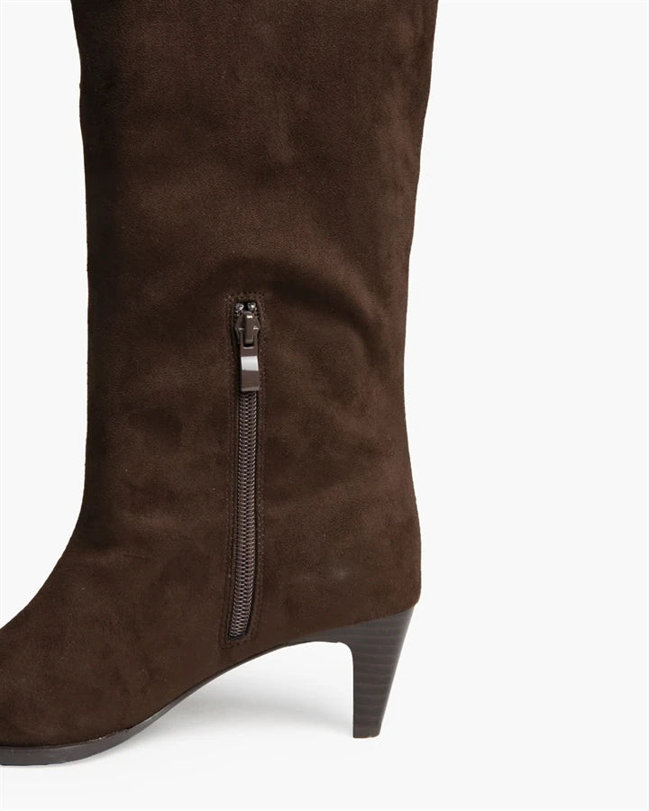 Corina Botas Altas de Antelina con Tacón Bajo Sensato y Puntera Fina