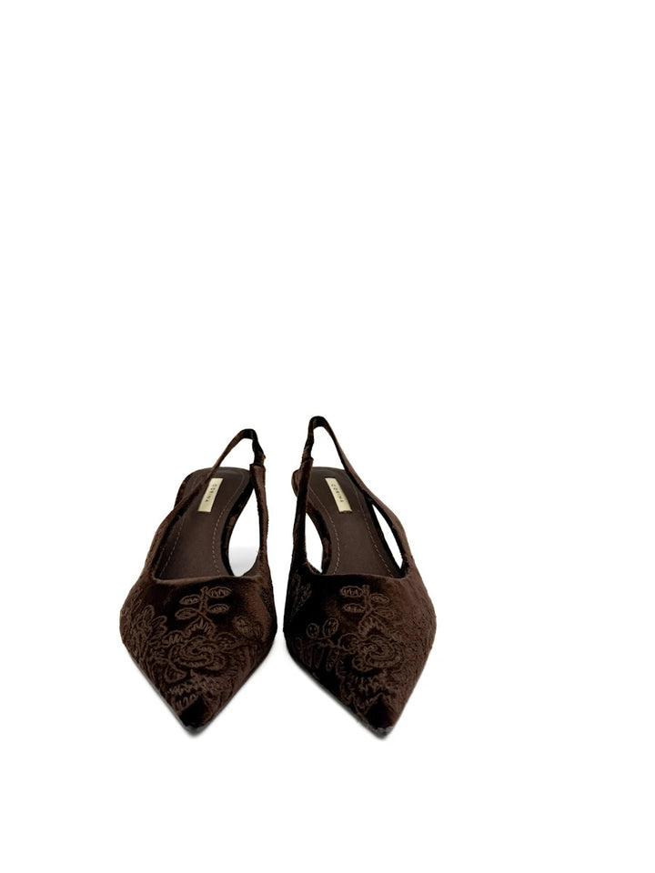 Corina Zapatos Destalonados de Terciopelo Bordado con Tacón Kitten