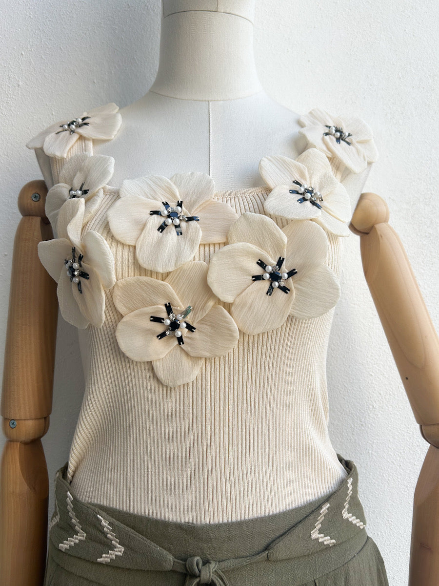 Top Beige de Punto con Apliques Florales 3D Beige única