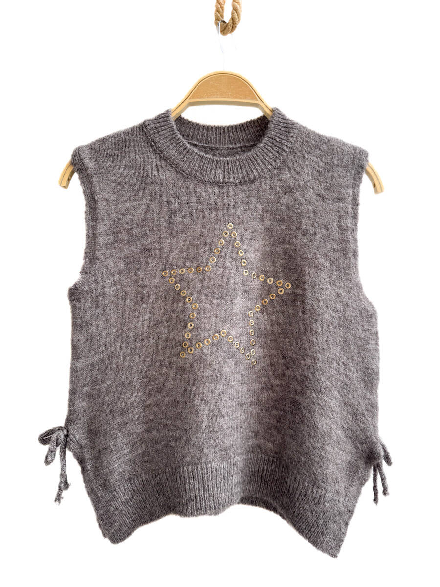 Chaleco de Punto Marrón con Estrella Dorada y Lazos Marrón Único