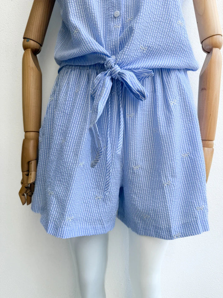 Conjunto Blusa y Short de Rayas con Lazo