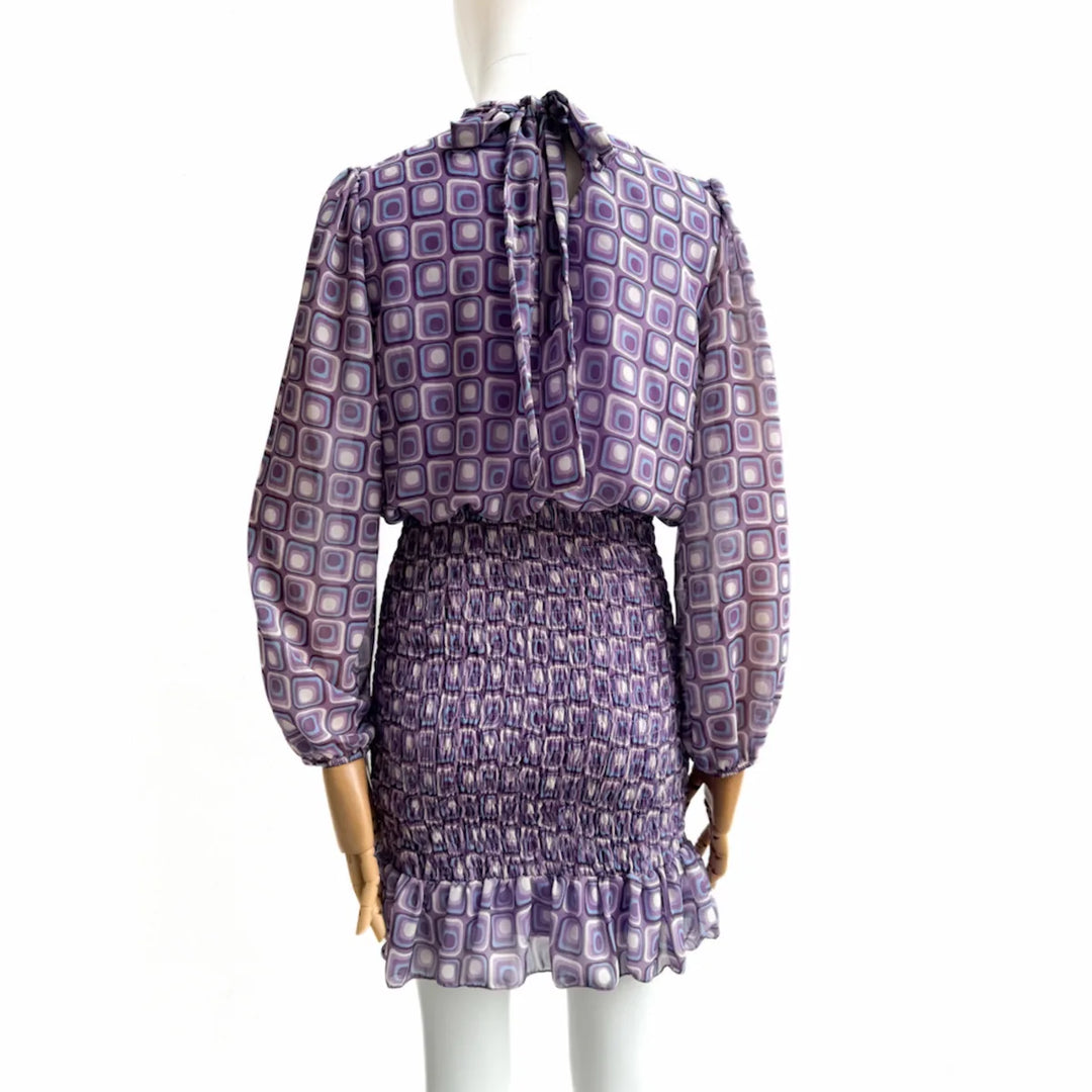 Vestido Dos Piezas con Estampado y Detalles Fruncidos