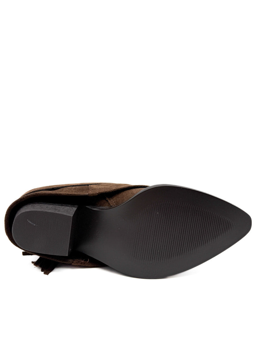Botines con Flecos y Correas con Hebillas