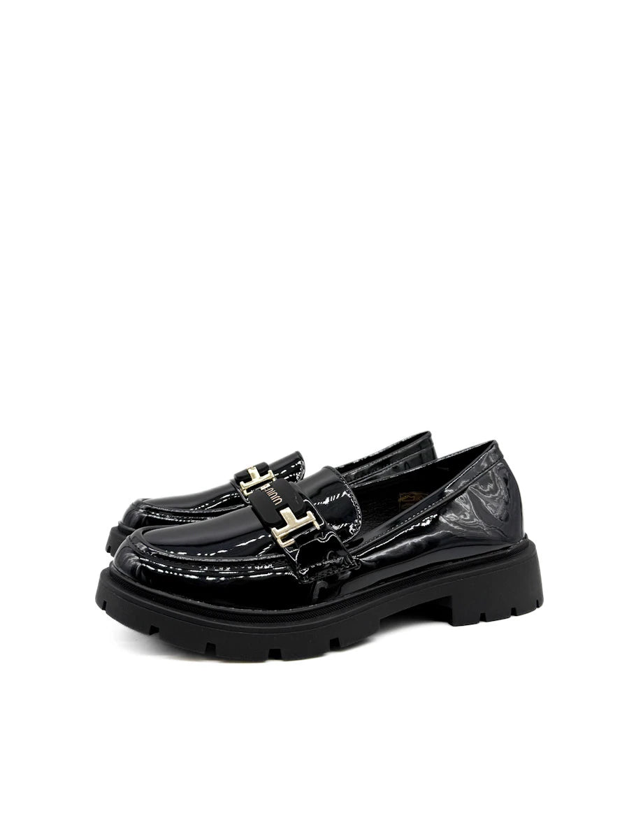 Mocasines de Charol con Suela Dentada y Hebilla Metalizada para Mujer